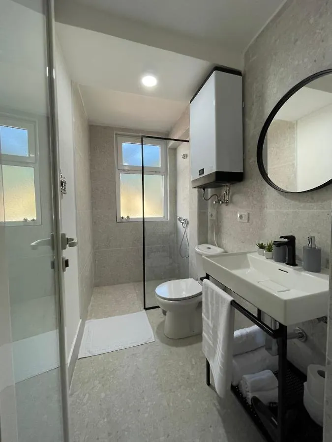 Vela Apartaments 4 Sarandë Albania